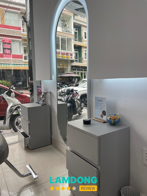 JINO Hair Salon Đà Lạt – không gian salon nữ