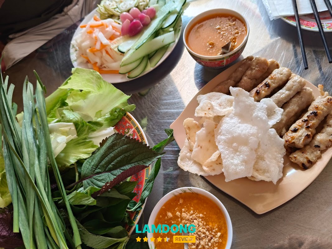 Nem Nướng Lan Phúc – nem nướng và rau cuốn