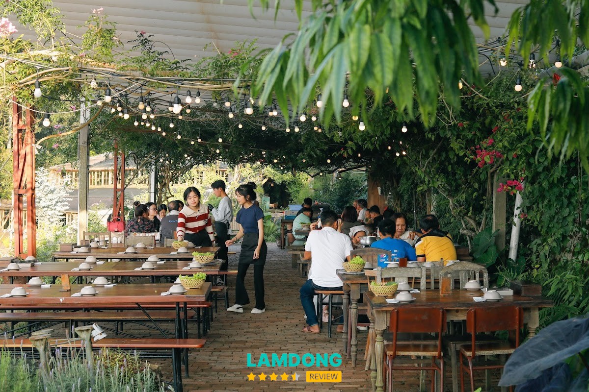 Nhà hàng Túi Mơ To Garden Restaurant – Sào Nam, Đà Lạt